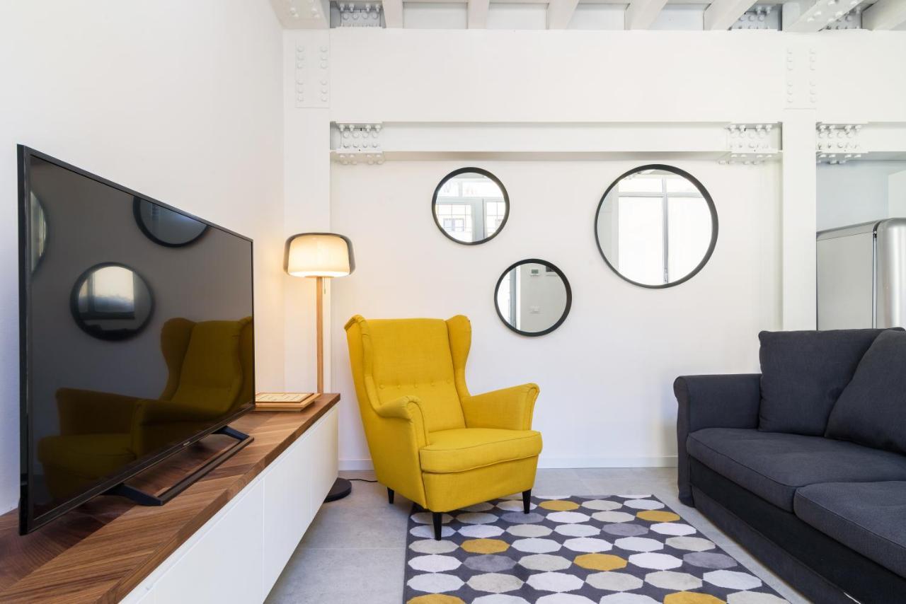 White Navigli Apartment Milan Exterior photo